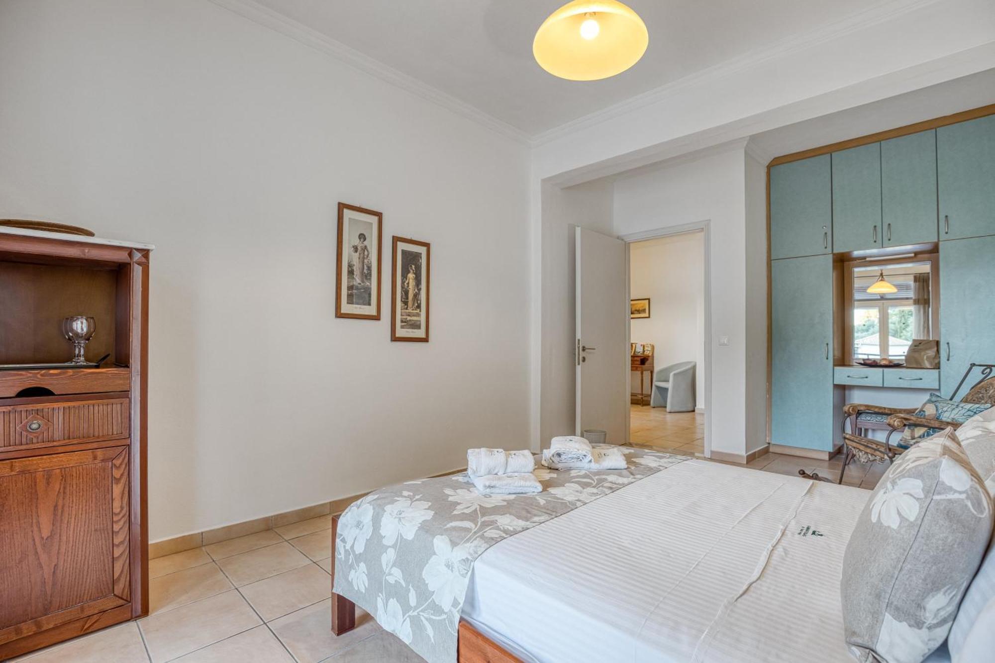 Apartment Kaminaki By Tsiolis Family